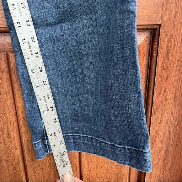 Classic Blue Women's Jeans - Picture 8 of 10